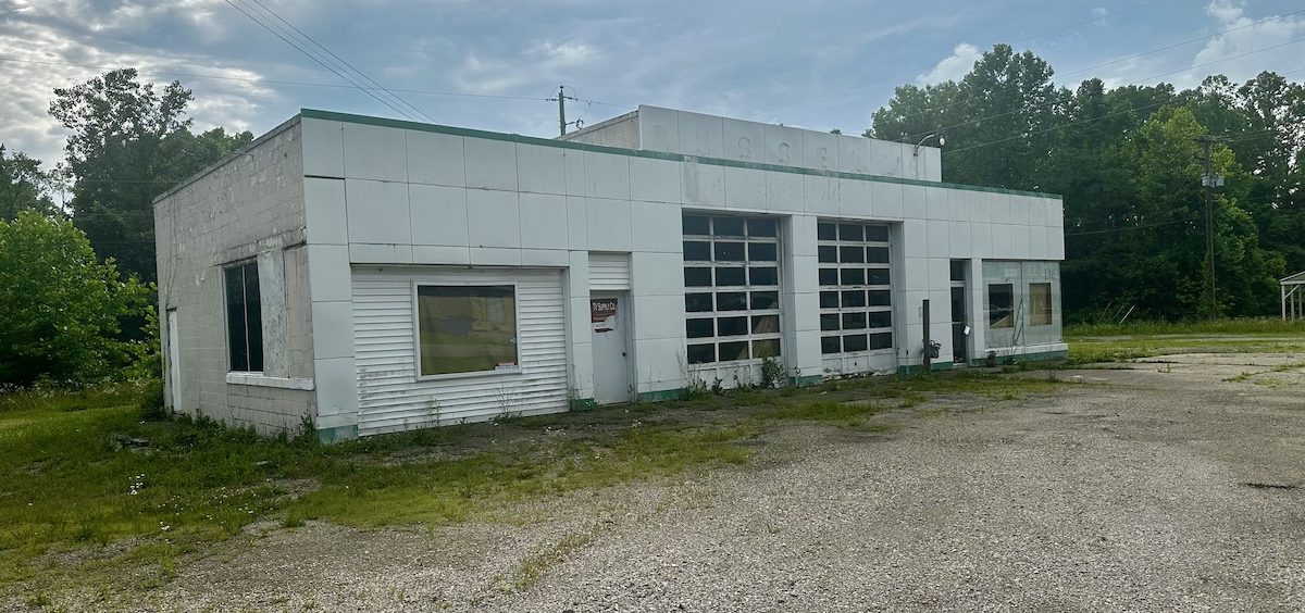PoweraCleanOH's tweet card. ATHENS, Ohio (WOUB) — A long vacant gas station on Columbus Road in Athens is set to be transformed into a 21st century electric vehicle charging station.It’s part of a larger project to make