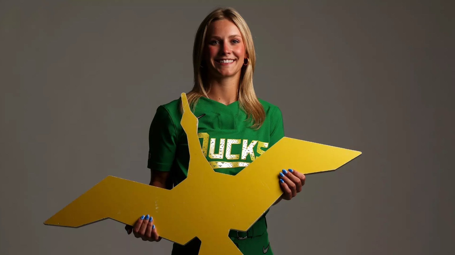 SoftbalAmerica's tweet card. Oregon softball added a trio of talented transfers Elon Butler, Addison Amaral and Amari Harper to their offense.