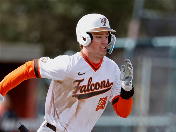 toledosports's tweet card. ATLANTA — It was announced on Wednesday that former Archbold High School and Bowling Green State University standout DJ Newman has been signed by the ...
