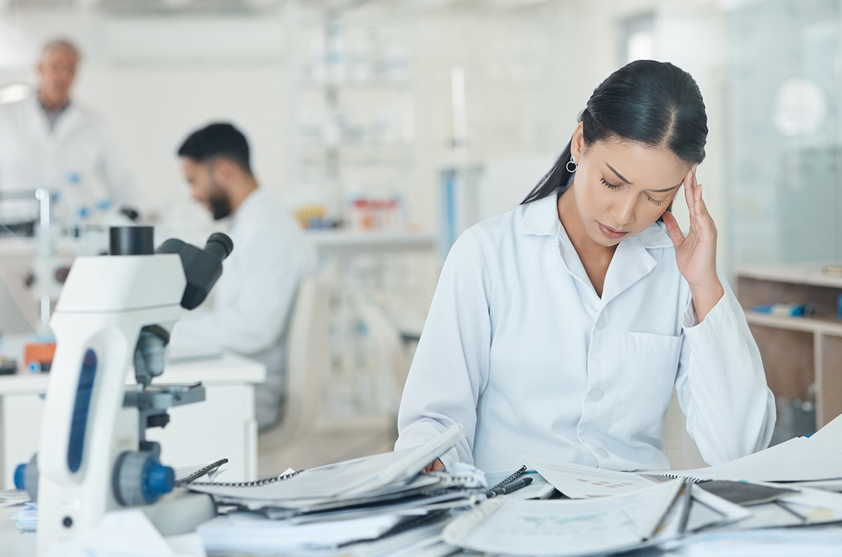 k_langin's tweet card. Postdocs who hold temporary visas are paid less and receive less career development and guidance than U.S. citizens, new study finds