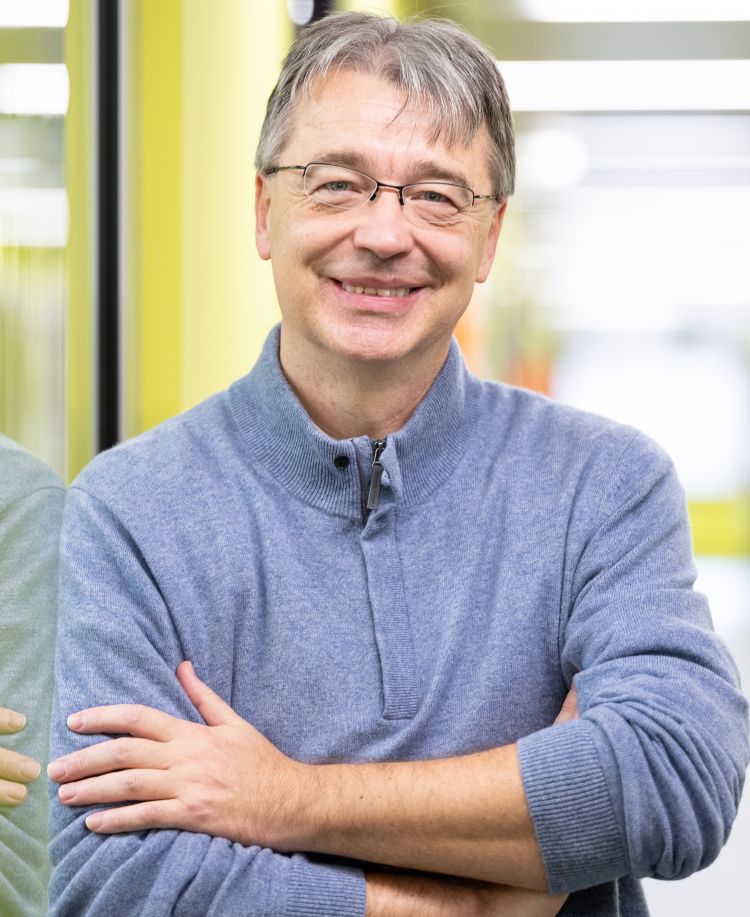 cpiller's tweet card. Editor’s note: This guest post by Csaba Szabo is a response to a June 3 post by Mike Rossner on replication studies. We sent a draft to Rossner in advance; find his response below. Csaba Szabo The …