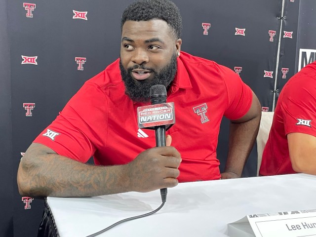osknights's tweet card. Lee Hunter, who spent three seasons with the Knights, had a reunion with his former teammates at this week’s Big 12 Media Days.