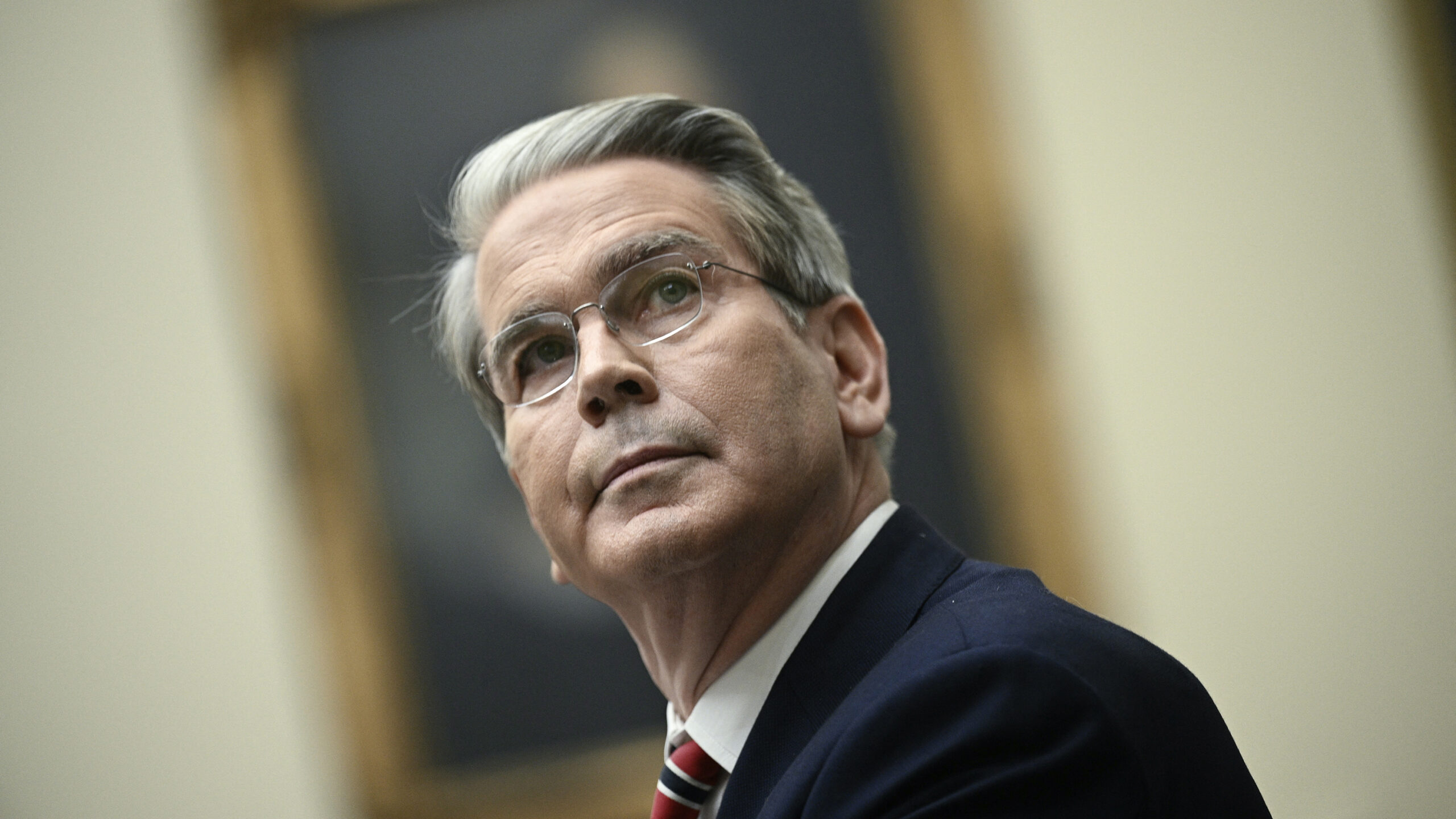 EdenHarrisNews's tweet card. The US Treasury Secretary Scott Bessent is exploring loosening internal controls for the country'scommunity banks.