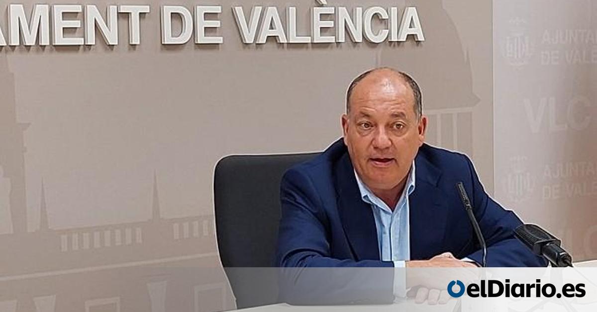 carlosnc78's tweet card. El concejal de Grandes Proyectos y delegado de contratación, que se ha abstenido en seis procesos por vínculos con empresas y niega la información a la oposición, se vanagloria de que "nadie sabe...