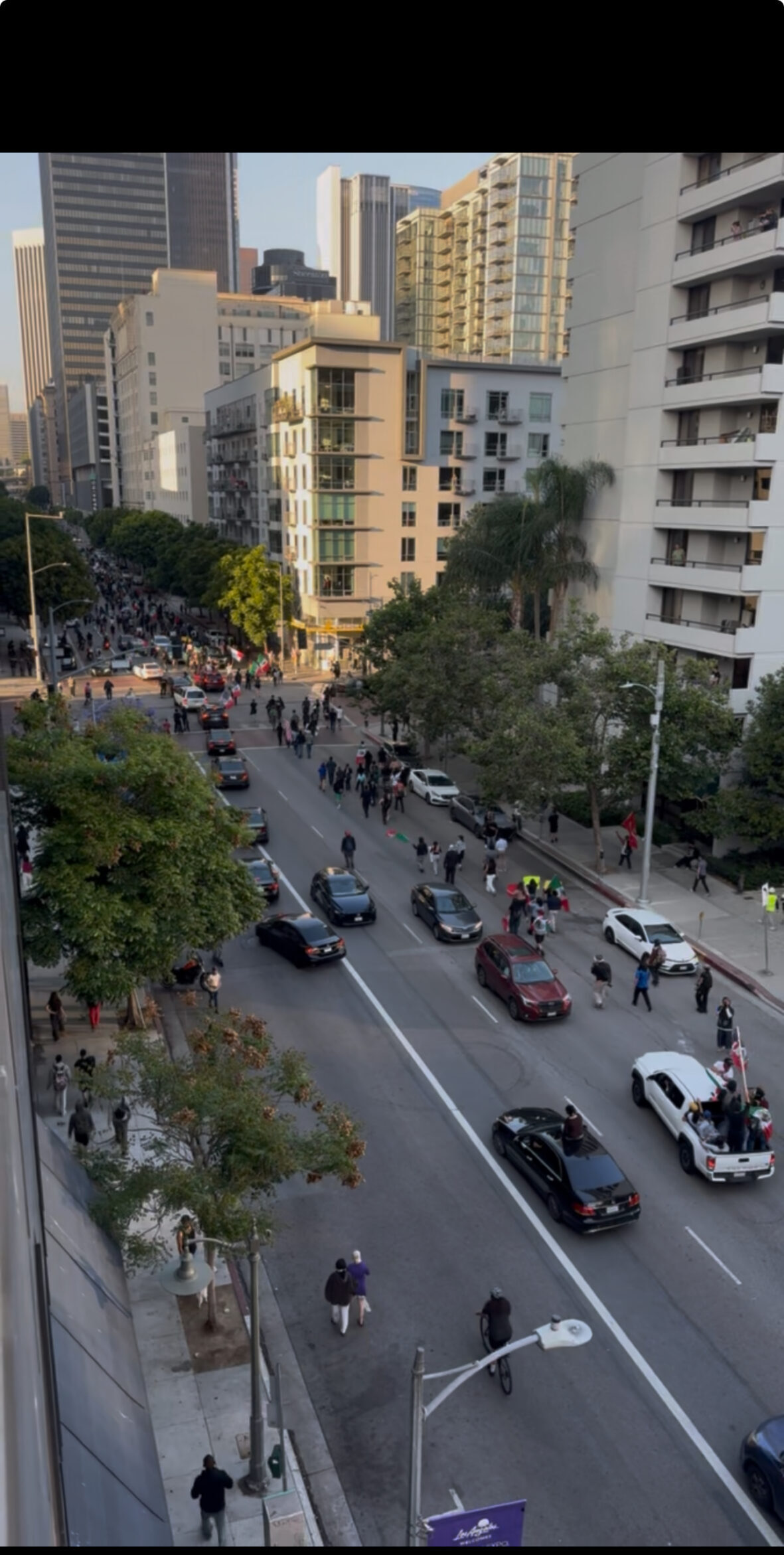 CNPAservices's tweet card. Journalists injured, detained, arrested amid L.A. protests   More than two dozen journalists have been reported injured while covering the anti-ICE protests in Los Angeles, including an Australian TV...