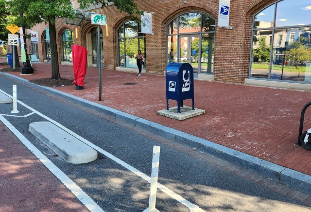 ljjanezich's tweet card. Here’s the location in the 600 block of Pennsylvania Avenue, SE, where a food delivery moped rider injured a child. Food Delivery Moped Striking Child Prompts ANC6B Response by Larry Janezich…