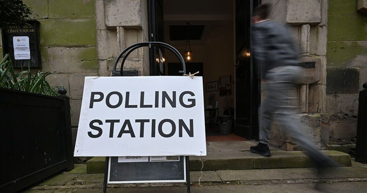 adepstein1's tweet card. Angela Epstein argues that it would be great if everyone had to vote in the UK.