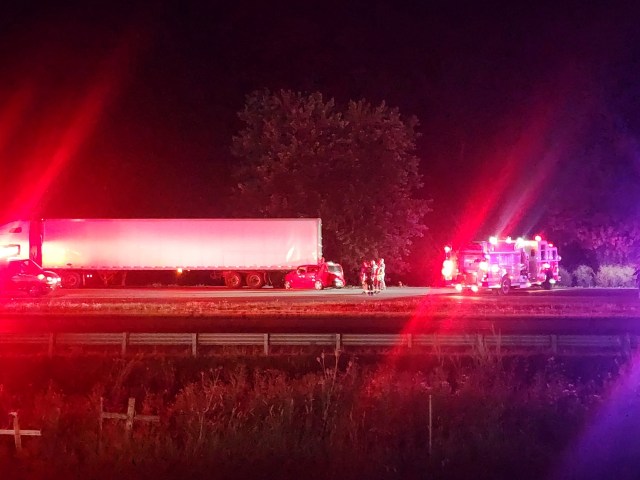 wane15's tweet card. The crash happened around 3:30 a.m.