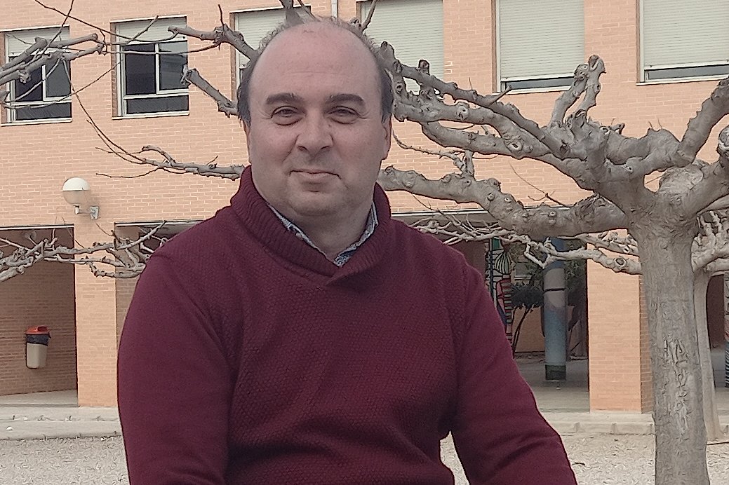 asociacionruvid's tweet card. El Grupo de Estudios de Lenguas Amenazadas de la Universitat de Barcelona y la Red Vives de Universidades han publicado la resolución del premio Jesús Tuson 2025 sobre diversidad lingüística. En esta...