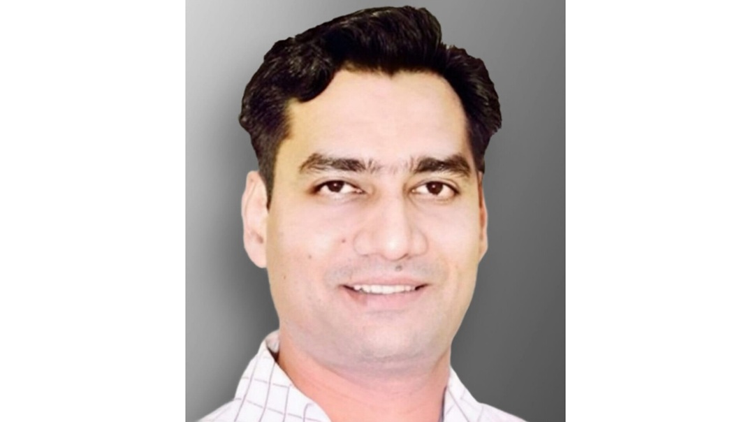 myShailens's tweet card. Lucknow: Professor (Dr.) Shailendra Saxena of King George's Medical University (KGMU) , Lucknow, has been recognized as a 2024 Highly Ranked Scholar by