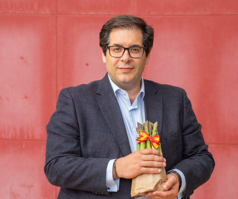 CoopsAgroAND's tweet card. Antonio Zamora, presidente de Centro Sur, continúa como presidente de una Junta reforzada que trabajará en nuevas acciones promocionales
