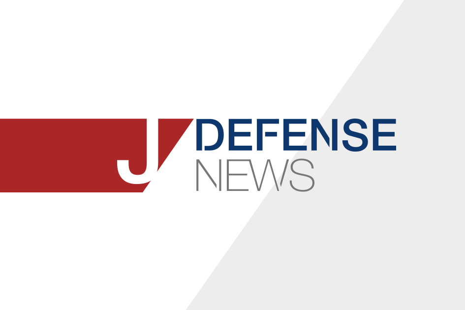 jdefense_ikaros's tweet card. 　防衛省 陸上幕僚監部は令和7（2025）年7月22日（火）16時00分、令和6（2024）年11月1日（金）～2日（土）に発生した久留米駐屯地での同僚に対する強要未遂、暴行及び傷害の容疑で、第134地区警務隊が通常逮捕したことを以下のとおり発表した。 　なお、被疑者は福岡地方検察庁へ身柄付送致予定である。