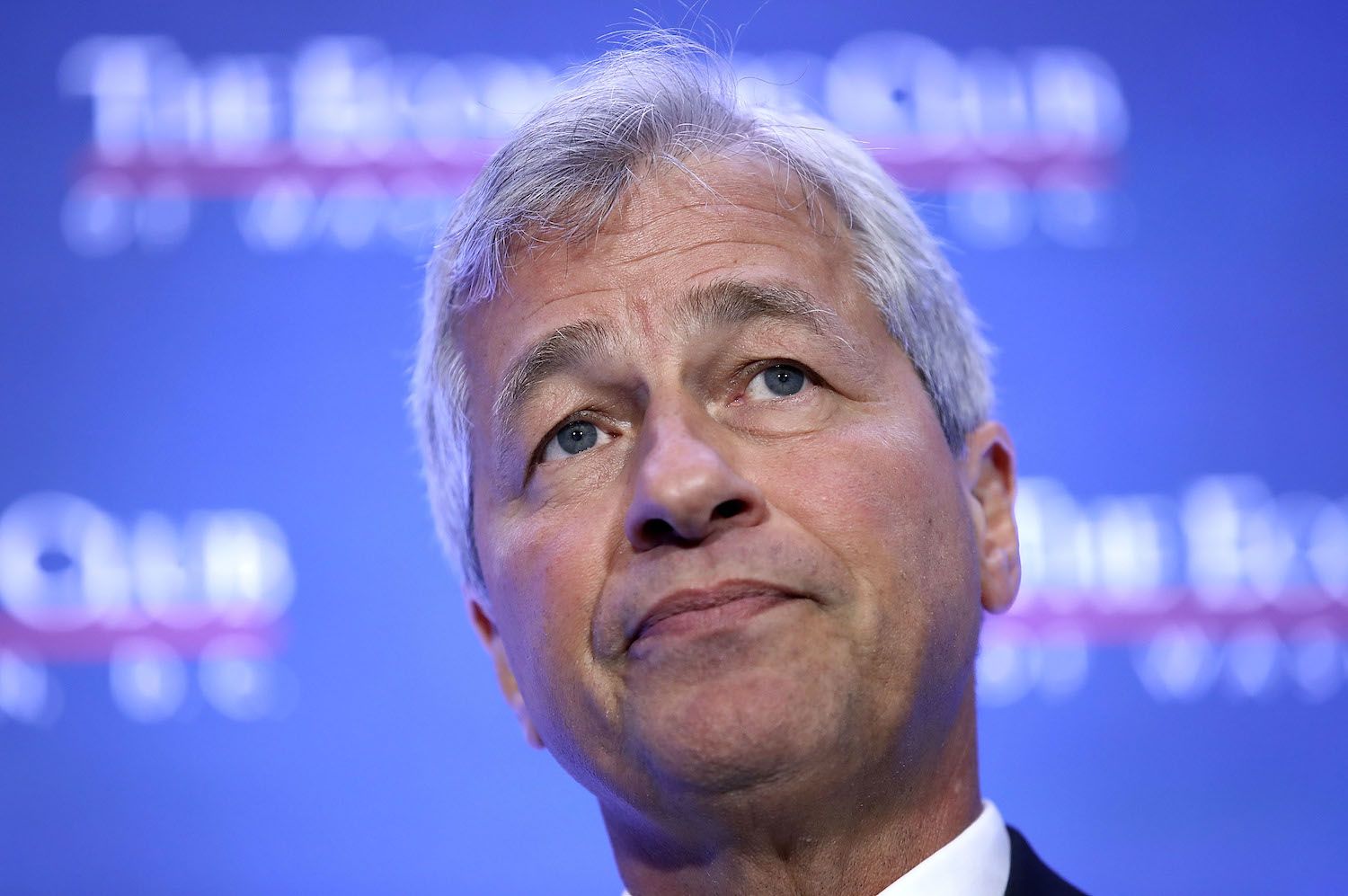 maartjebus's tweet card. A coalition of fintech and crypto trade groups is urging the White House to defend open banking and stop JPMorgan from charging fees to access customer data, warning it could cut off stablecoin...