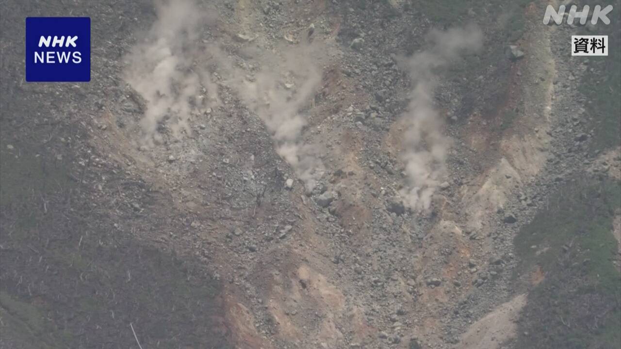 shinyahoya's tweet card. 【NHK】神奈川県にある箱根山で、芦ノ湖付近を震源とする地震が7月20日から増加しています。10年前に噴火した大涌谷を含め周辺の観…