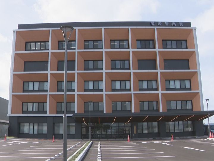 tokai_newsone's tweet card. 『県内で同様被害75件 総額で580万円…窓ガラスを割ってアパートの部屋に侵入し現金等盗もうとしたか 62歳無職の男逮捕』