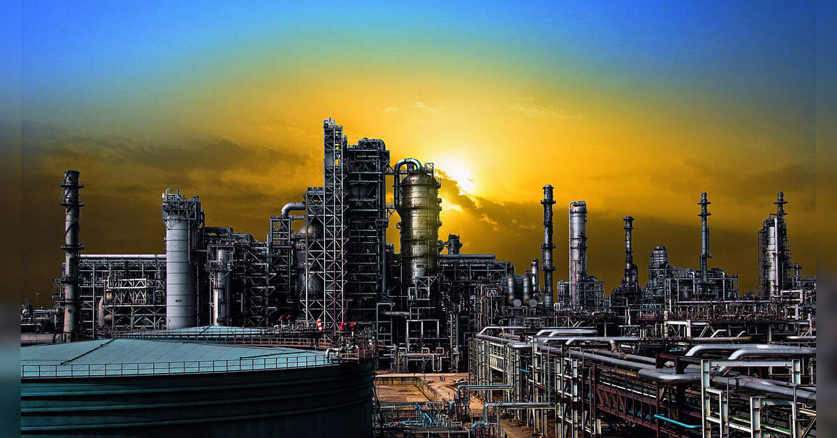 ETEnergyWorld's tweet card. The EU's recent sanctions against Russian crude threaten Nayara Energy's exports to Europe, leading the company to consider redirecting sales to Southeast Asia, Africa, and Latin America. Impact on...