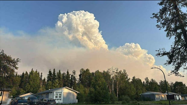 HeatherWellsCBC's tweet card. Leaf Rapids is evacuating all firefighters and essential workers after an out-of-control wildfire entered the northern community on Wednesday night.
