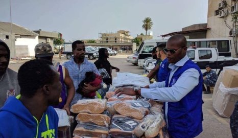 InfoMigrants's tweet card. The International Organization for Migration (IOM) reported that between March and April 2025, a total of 867,055 migrants from 44 different nationalities were present in Libya.