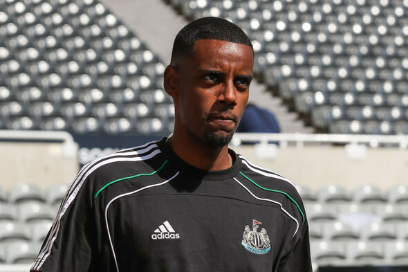 The42_ie's tweet card. The striker, who has been linked with Liverpool in recent weeks, has a minor thigh injury.