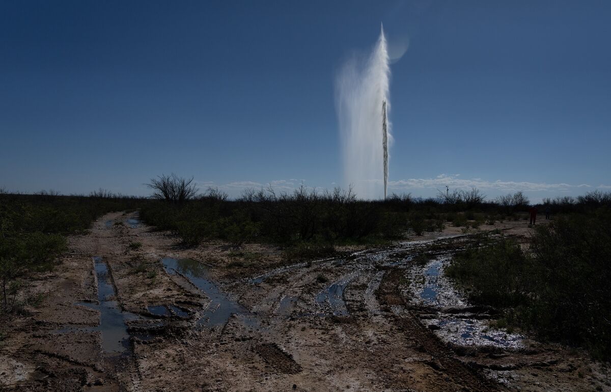 DavidWethe's tweet card. Wastewater disposal in the Permian Basin is boosting pressure underground, threatening to hinder oil production