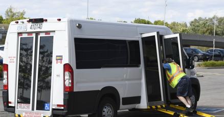 TheSpec's tweet card. Arbitrator found former HSR manager sexually harassed a subordinate in previous role with Hamilton transit.