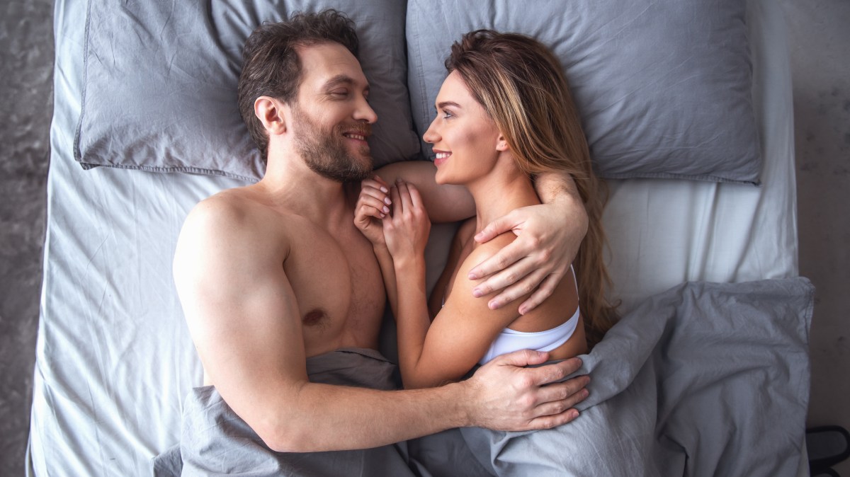 ProfJoyceHarper's tweet card. Here are the 18 reasons you should get beneath the sheets more often