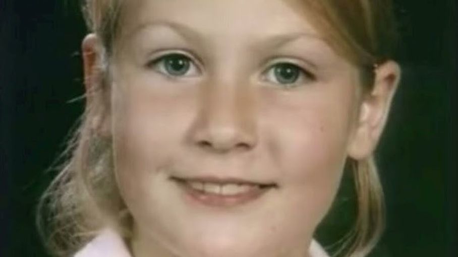InvestigationRF's tweet card. Depuis 38 ans, la mère de Sabine Dumont se bat pour découvrir qui a violé et tué sa petite fille de 8 ans en juin 1987. La Cellule investigation de Radio France révèle qu'une nouvelle technique, la...