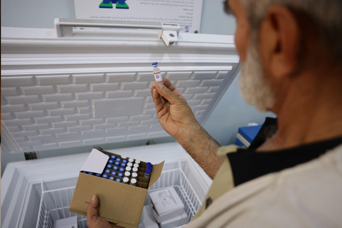 WHOSyria's tweet card. Families return, trust rebuilds, and vaccines protect children in Khan Shaykhun