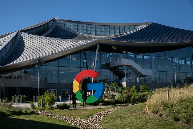 BizNewsCOM's tweet card. Key topics:Alphabet raises 2025 AI capital spending forecast to $85 billionStrong Q2 results driven by cloud, search, and YouTube ad growthGoogle faces rising A