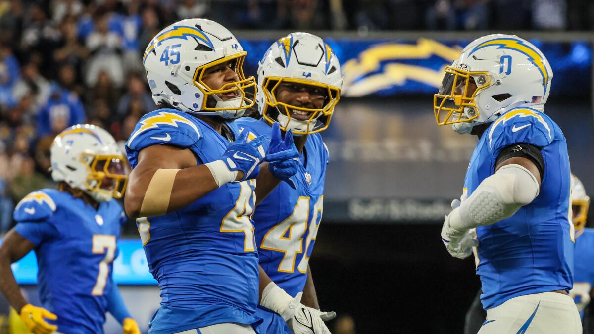 thucnhi21's tweet card. Third-year edge rusher Tuli Tuipulotu will have a bigger role this season with Joey Bosa no longer on the team. Stepping into a leadership role is a start.