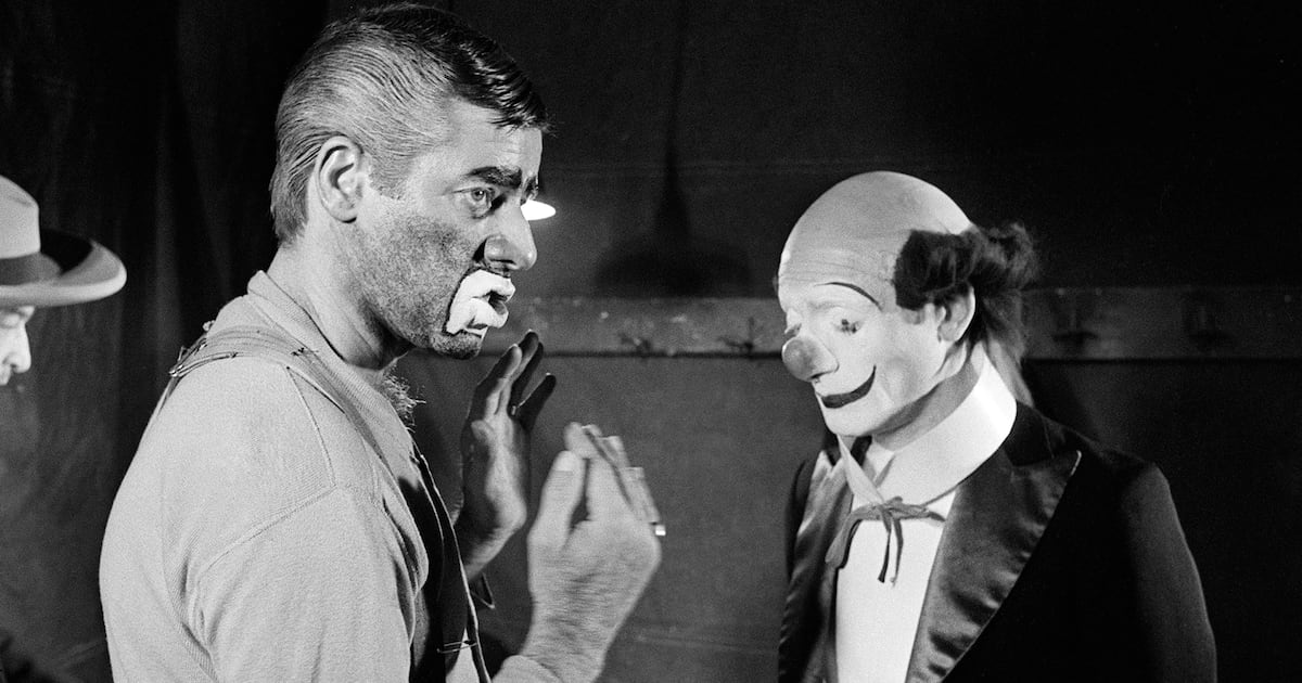 hamrahrama's tweet card. A Swedish actor, who stole a copy in 1980, plans to release The Day The Clown Cried, saying 'it must be seen'