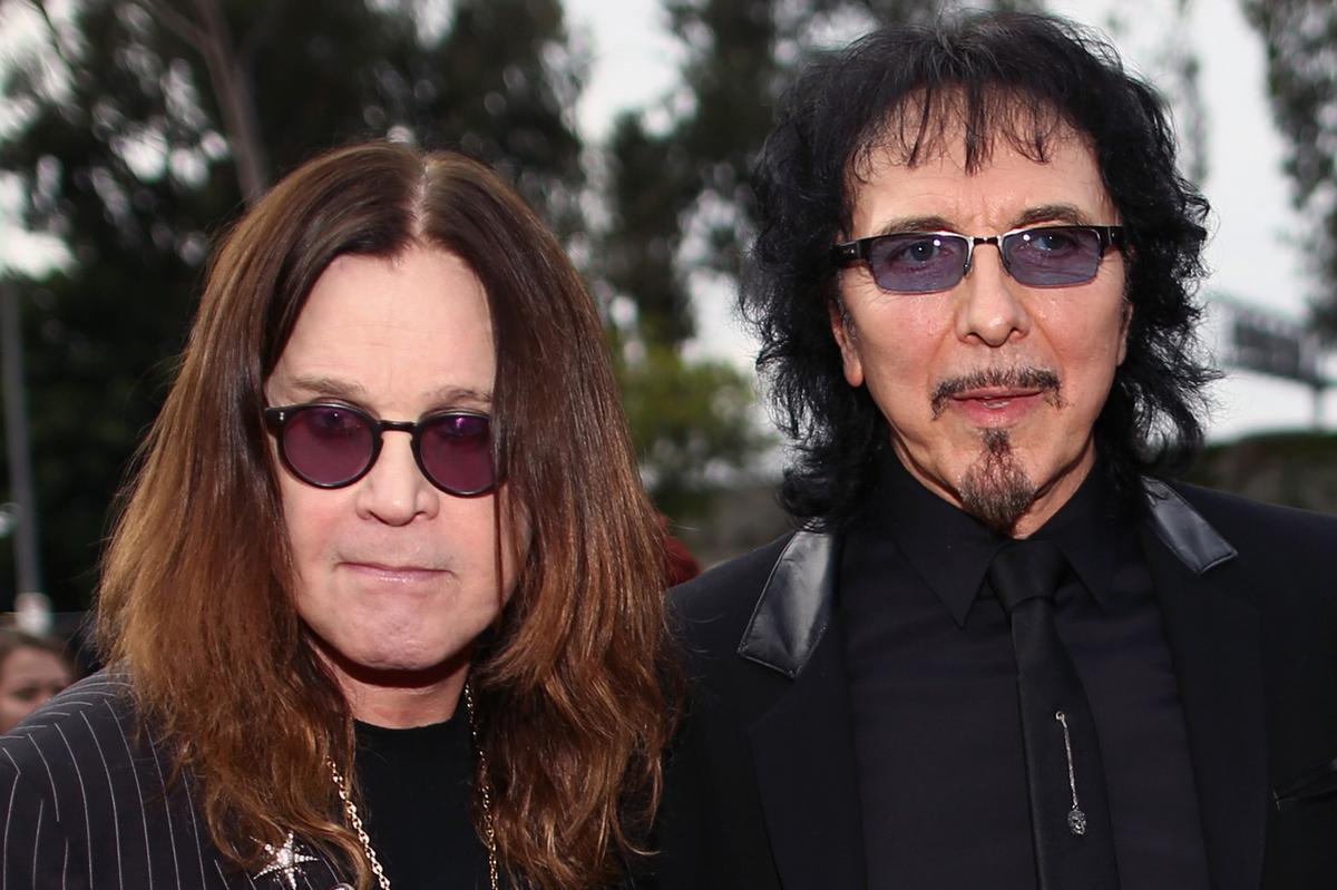 UltClassicRock's tweet card. Tony Iommi shares his emotions on Ozzy Osbourne's passing, recalling their final performance and the bond they had as bandmates.
