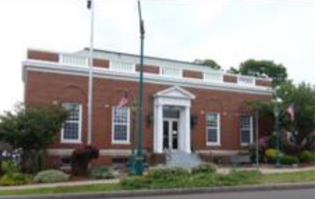 HartfordBiz's tweet card. The Town of Branford is seeking a developer for two town-owned properties on prominent downtown sites. One is the former U.S. Post Office at 1111 Main St., and the other […]