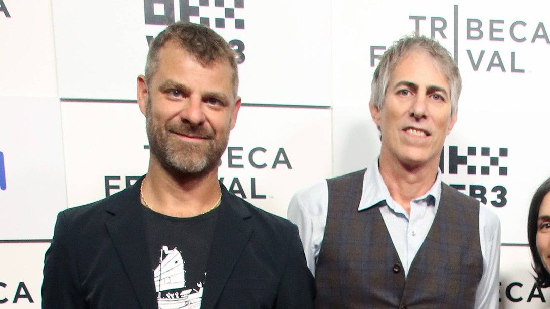 SeznamZpravy's tweet card. Tvůrci animovaného seriálu South Park prodali globální vysílací práva mediální společnosti Paramount Global. Dohoda se s hodnotou 1,25 miliardy dolarů zařadila mezi nejdražší v televizní historii.