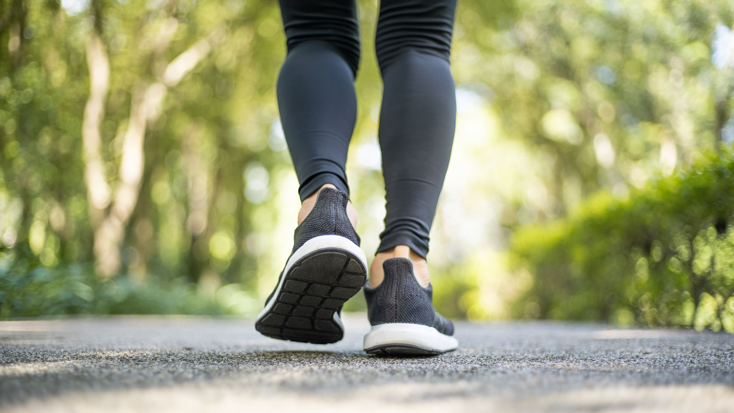 ScienceNews's tweet card. An analysis of 57 studies shows that people who walked a certain number of steps were less likely to die from any cause compared with those who walked less.