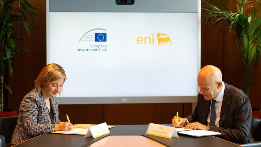 BiobasedDiesel's tweet card. Financing from the European Investment Bank will help Eni convert its third oil refinery in Italy to make 500,000 tpy of HVO on site.