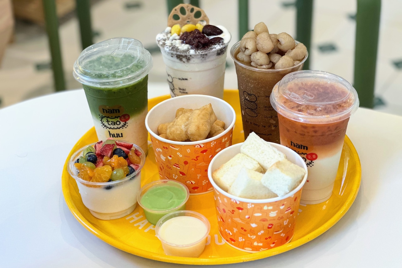 OregonianBiz's tweet card. Nam Tao Huu brings soy-based sweets — and a splash of color — to Northwest 23rd.