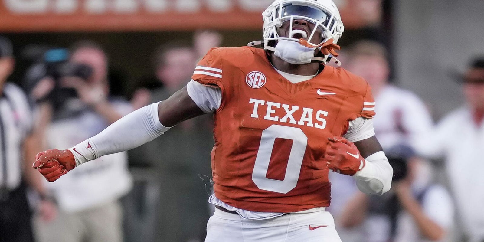 CedGolden's tweet card. Texas LB Anthony Hill is pumped to have a banner junior season after being overlooked as a Butkus finalist in 2024.