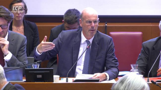 LCP's tweet card. Le ministre de l’Économie et des Finances a annoncé ce jeudi le retrait d'une instruction fiscale contestée, qui était accusée par l'opposition d'affaiblir un dispositif de lutte contre la fraude à...
