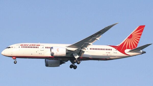 khabri_lal's tweet card. The April to June quarter each year is full of good news for airlines in India.