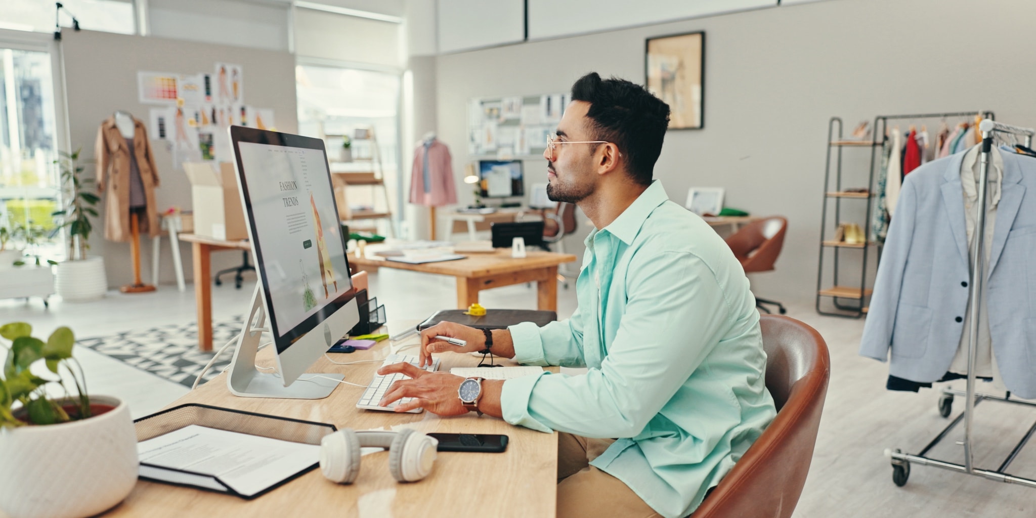 WooCommerce's tweet card. Understand gross, operating, and net profit margins — and discover 8 proven strategies (and top tools) to improve profitability in your online store.