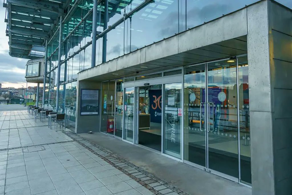 CNplus's tweet card. The University of Sunderland has defended its decision to demolish a troubled 27-year-old glass making hub despite uproar from locals, campaigners and