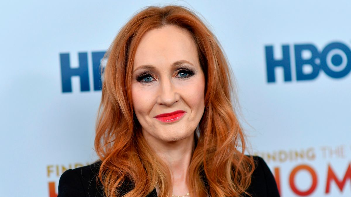 JimMonaghan10's tweet card. Harry Potter author declares nurse a ‘heroine’ who has ‘already won’ no matter the outcome of case against NHS Fife over Dr Beth Upton’s use of female facilities