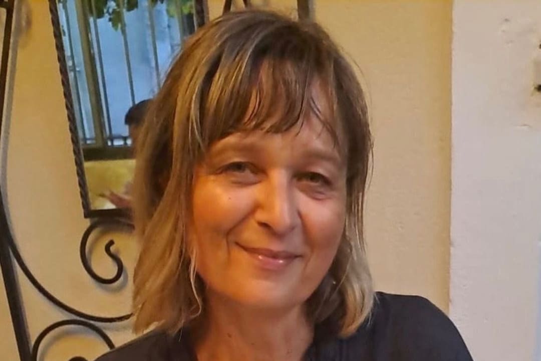 JournalFakir's tweet card. « C'est ce qui se passait au XIXe siècle » : quand elle évoque les micro-travailleurs payés à la tâche pour l'Intelligence artificielle, le constat d'Emmanuelle Mazuyer est tranchant. La chercheuse,...