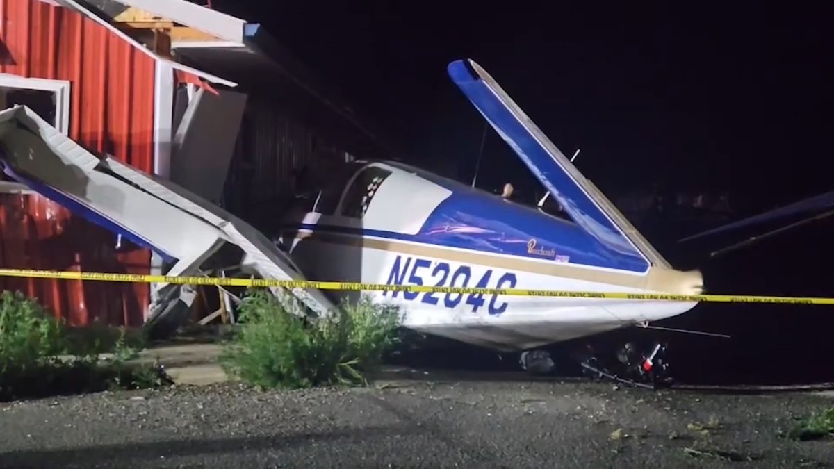 JSAmbarian's tweet card. A small plane crashed into a building near the Helena Regional Airport late Wednesday evening. The crash happened near the intersection of Bozeman Avenue and B Street.