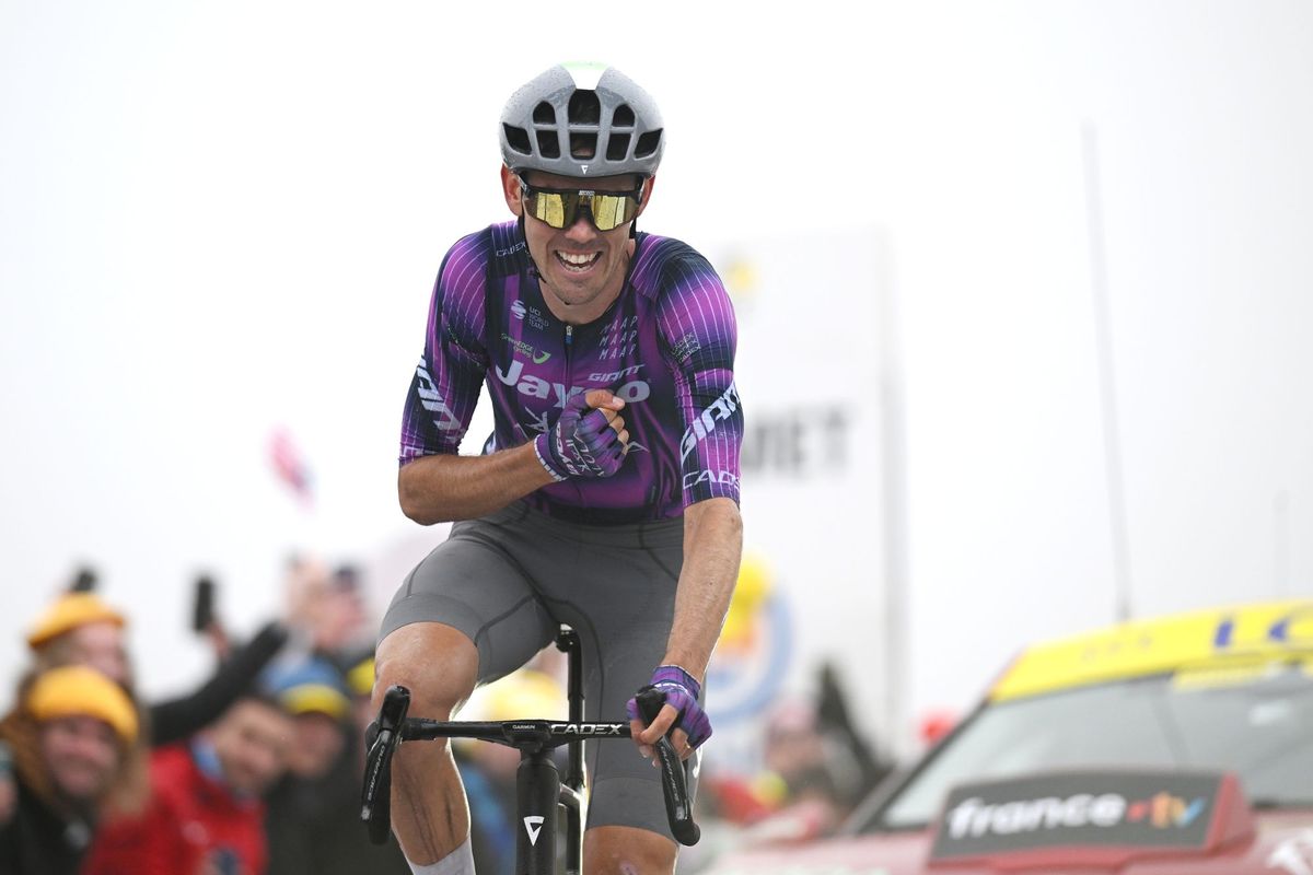 cyclingweekly's tweet card. Tadej Pogačar takes second after late attack in the final kilometre drops Jonas Vingegaard