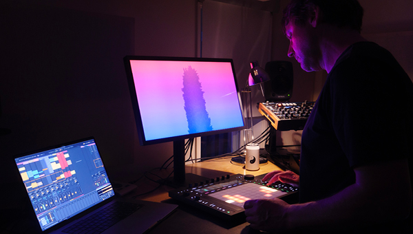 tddvsss's tweet card. Canadian ambient veteran Loscil expounds on the environmental, sonic and visual inspiration for his latest album Lake Fire. He also shares the custom Max for Live devices he uses to play and process...