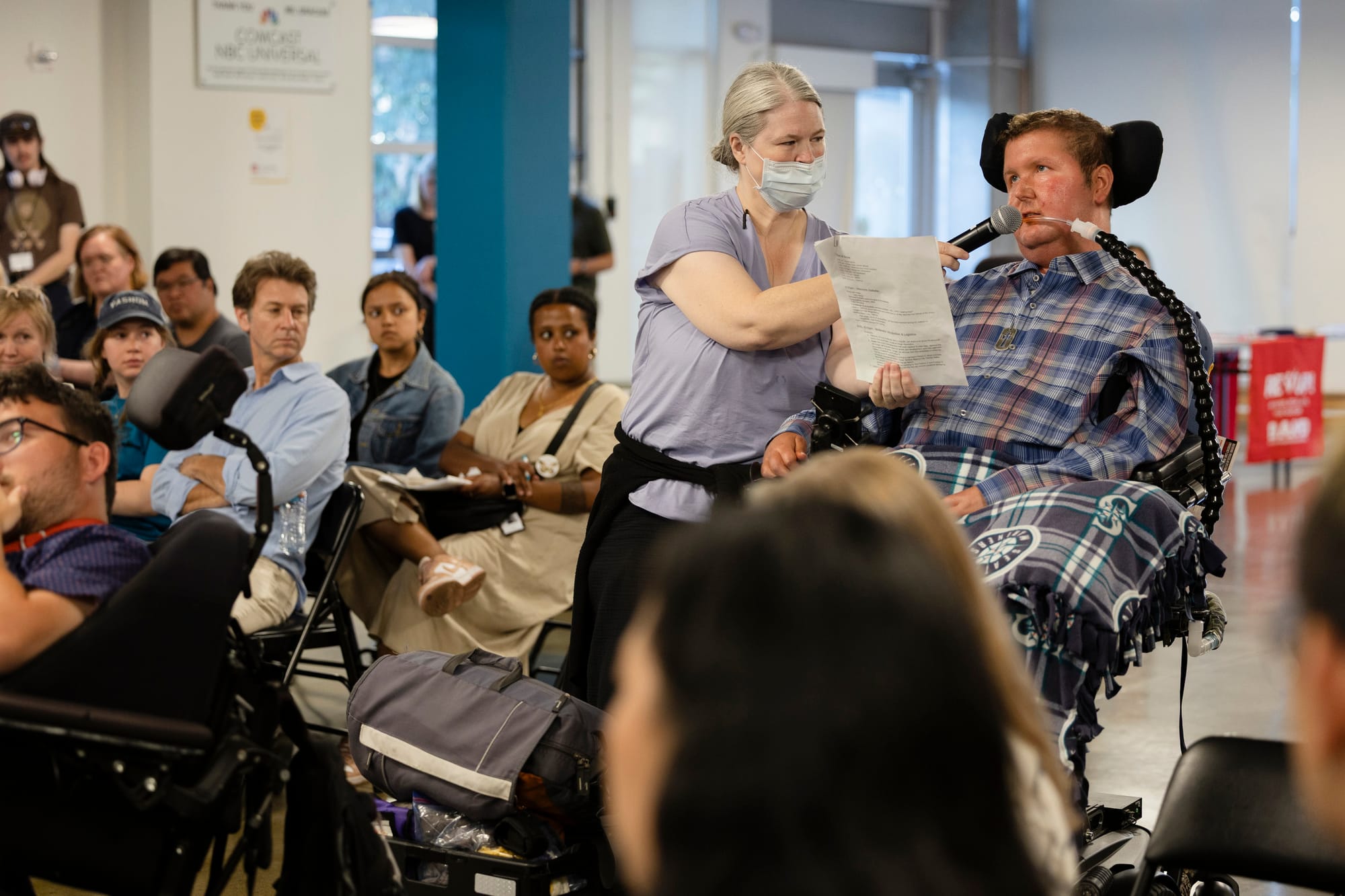 A11yNews's tweet card. At a forum hosted by disability and elder rights orgs, frontrunners shared plans for improving accessibility in housing, transit, culture and more.