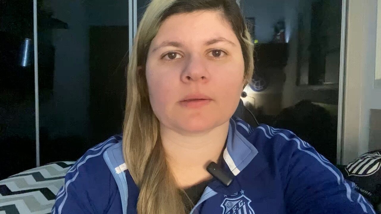 ge_peixe's tweet card. Camisa 9 não saiu do banco nos últimos três jogos; treinador justifica: