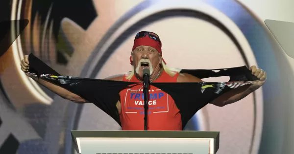 ilriformista's tweet card. È stato con ogni probabilità un arresto cardiaco a stroncare Hulk Hogan, la leggenda del wrestling di 71anni già da tempo in condizioni di pessima salute. Secondo quanto riferisce il sito americano...